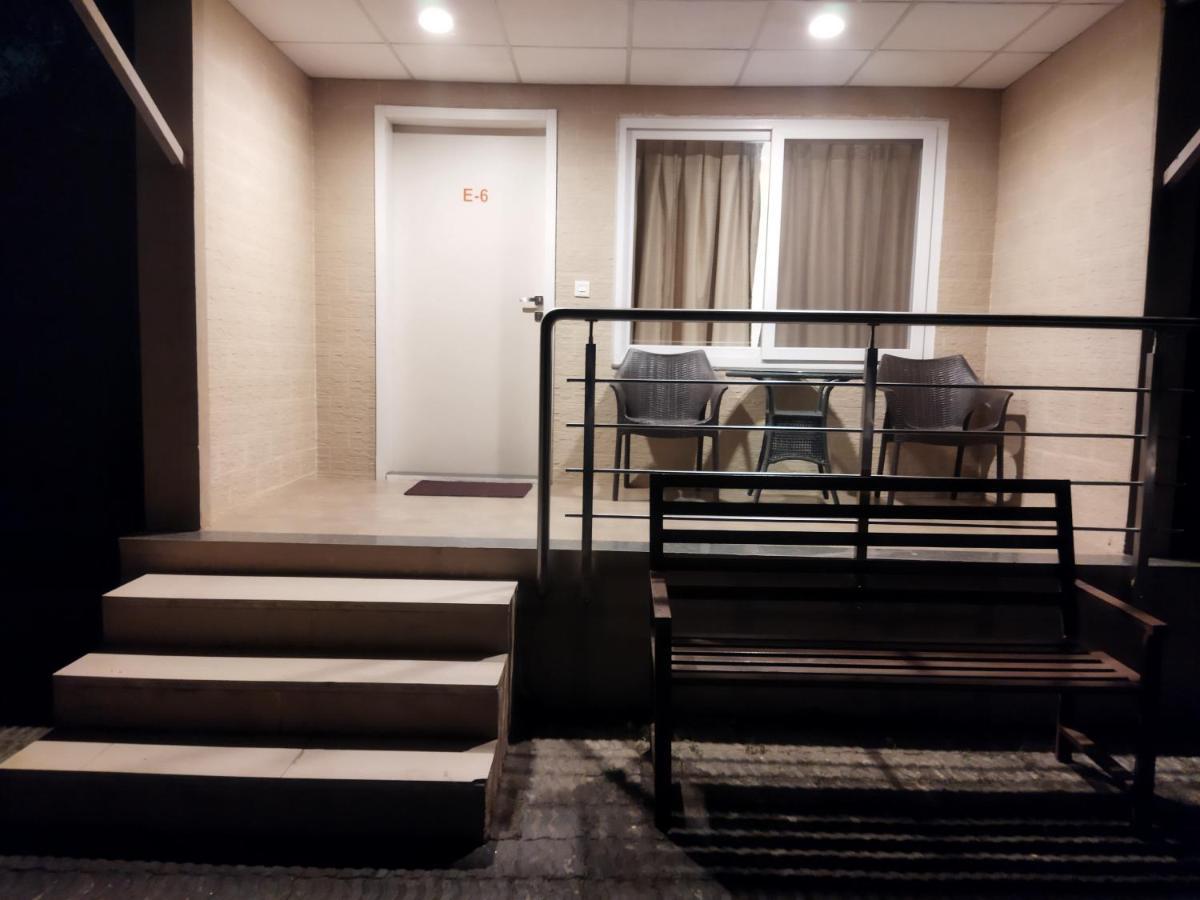Savana Lake Resort Nashik Eksteriør billede