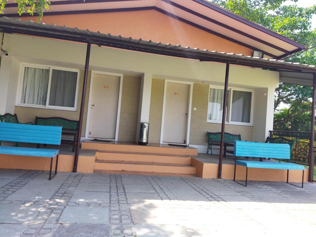 Savana Lake Resort Nashik Eksteriør billede