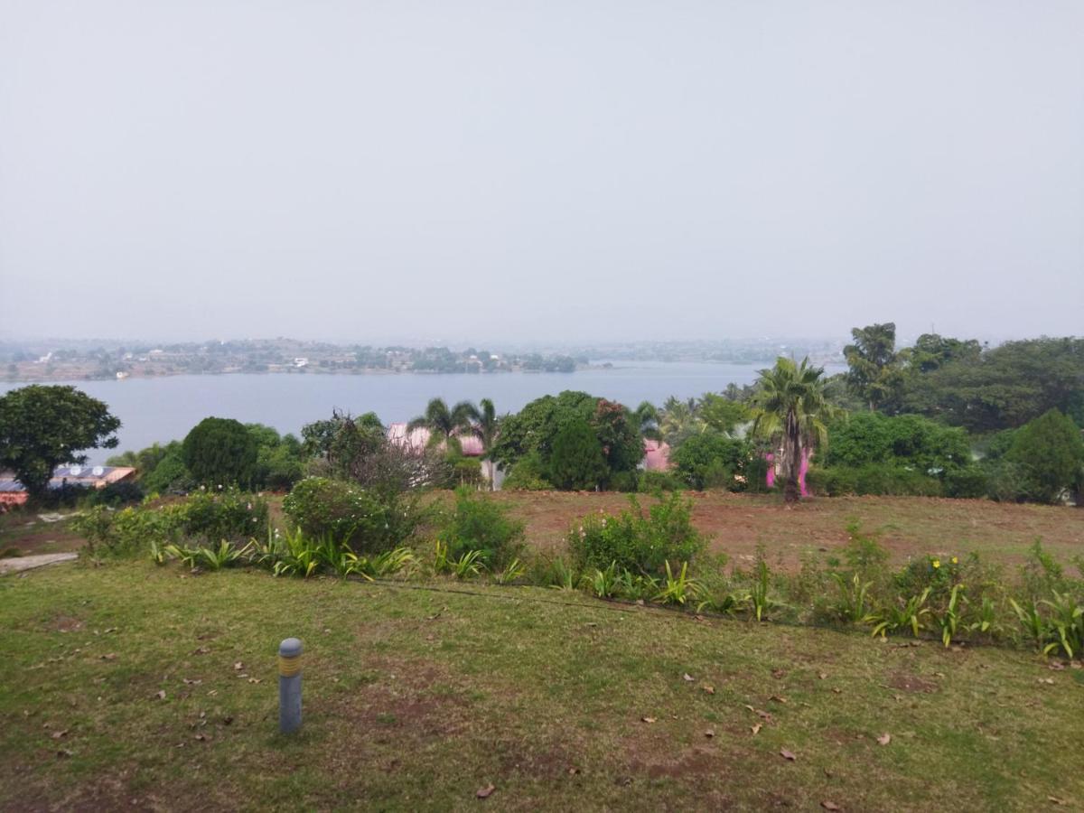 Savana Lake Resort Nashik Eksteriør billede